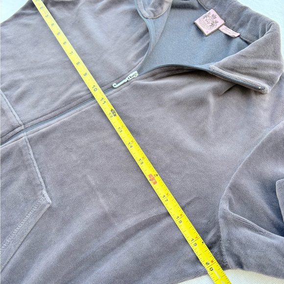 Juicy Couture Terrycloth Vintage Y2K Juice Couture Terry Collared zip up Sweater - Picture 6 of 11